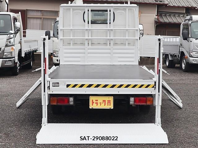 Nissan ATLAS 2019-09 5860277-10