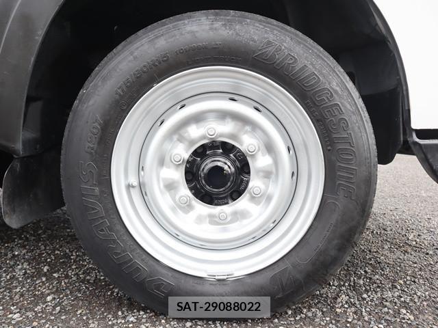 Nissan ATLAS 2019-09 5860277-20
