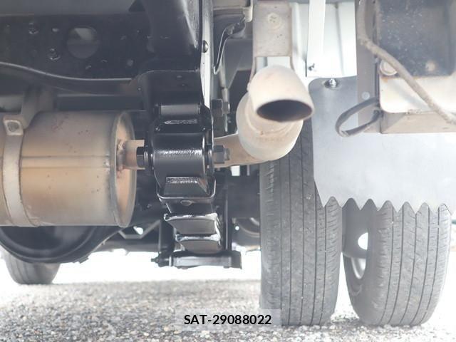 Nissan ATLAS 2019-09 5860277-26