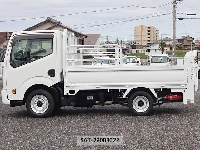 Nissan ATLAS 2019-09 5860277-8