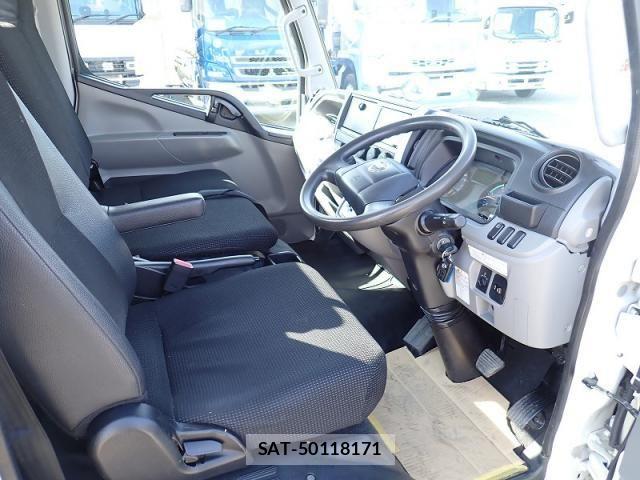 Nissan ATLAS 2019-03 5860274-12