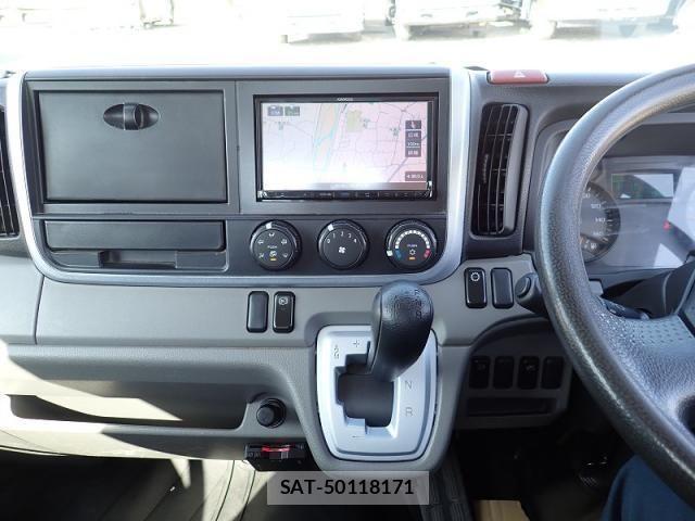 Nissan ATLAS 2019-03 5860274-16