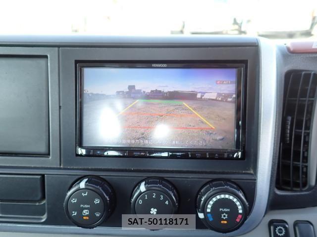 Nissan ATLAS 2019-03 5860274-18