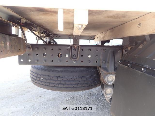 Nissan ATLAS 2019-03 5860274-21