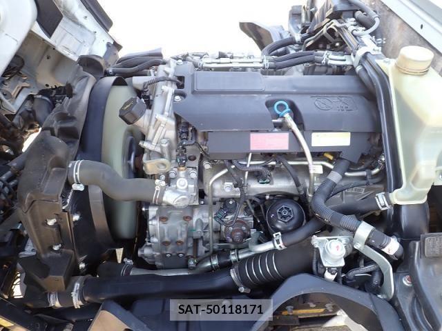 Nissan ATLAS 2019-03 5860274-25