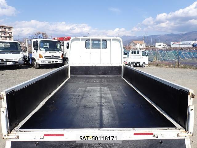 Nissan ATLAS 2019-03 5860274-6