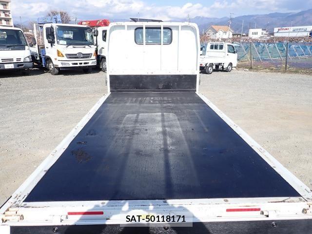 Nissan ATLAS 2019-03 5860274-7
