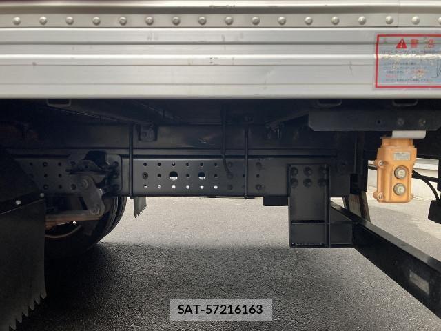 Nissan ATLAS 2020-03 5860271-9