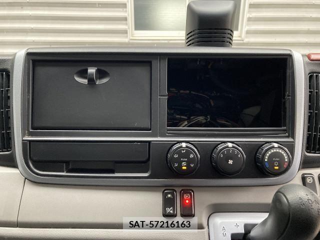 Nissan ATLAS 2020-03 5860271-16