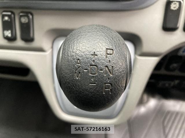 Nissan ATLAS 2020-03 5860271-17