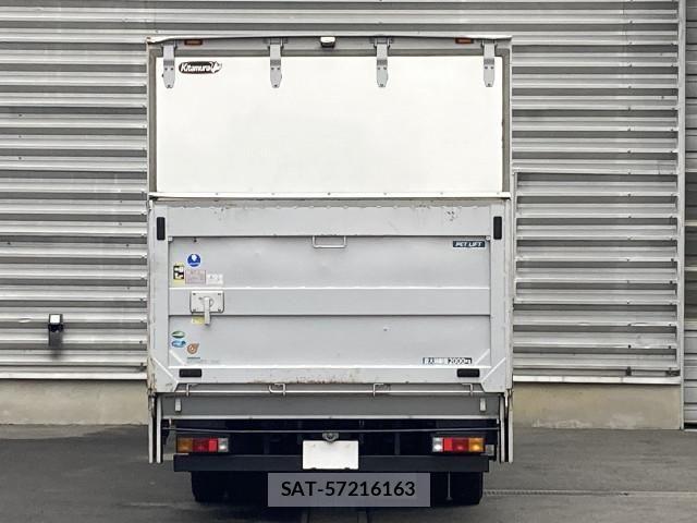 Nissan ATLAS 2020-03 5860271-3