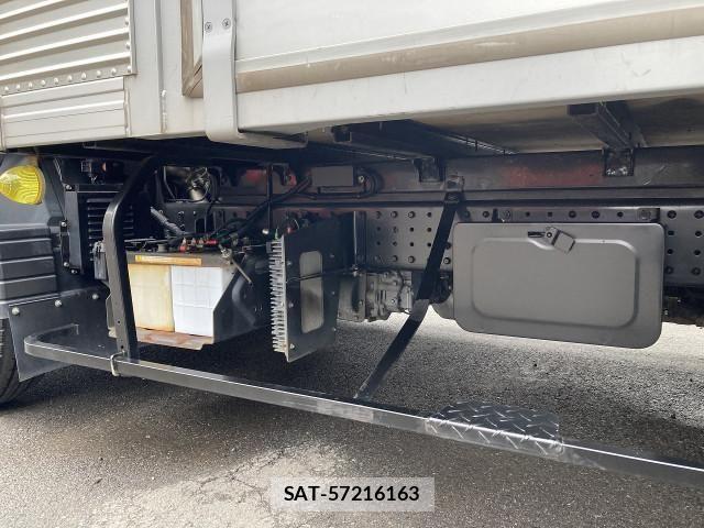 Nissan ATLAS 2020-03 5860271-8