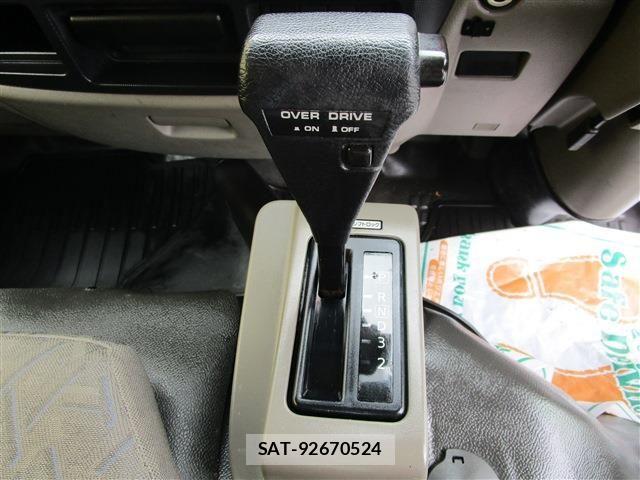 Nissan ATLAS 2017-03 5860276-11