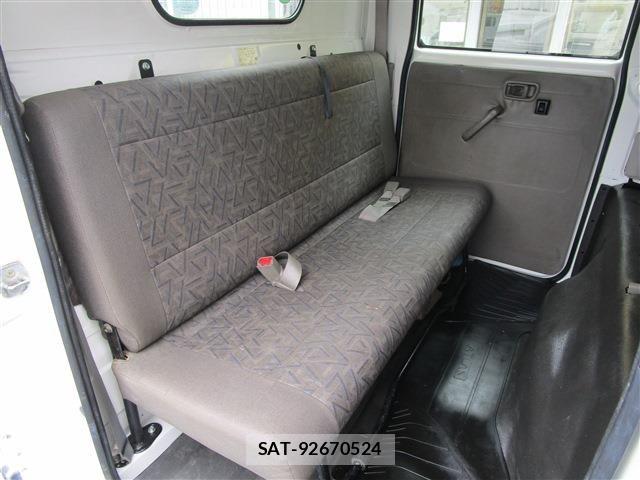 Nissan ATLAS 2017-03 5860276-23