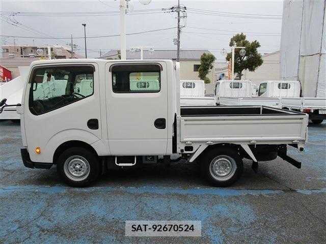 Nissan ATLAS 2017-03 5860276-3