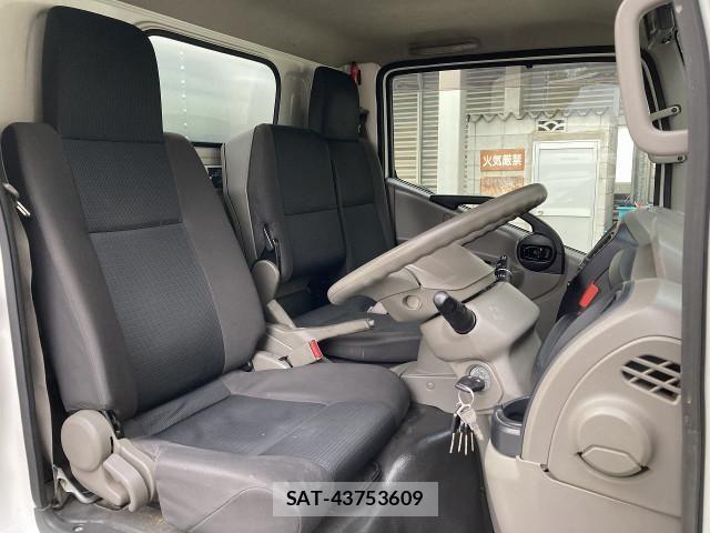 Nissan ATLAS 2015-12 5860278-13