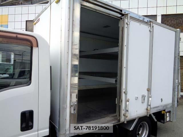 Nissan ATLAS 2013-02 6009268-9