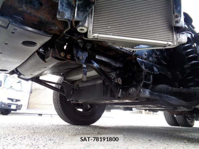 Nissan ATLAS 2013-02 6009268-16