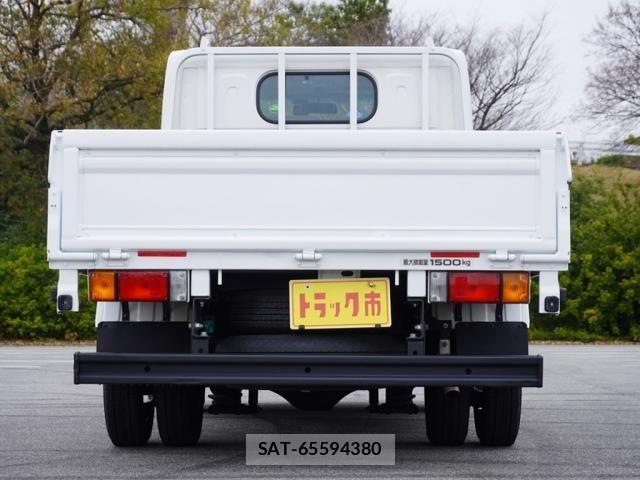 Nissan ATLAS 2020-02 6009275-7