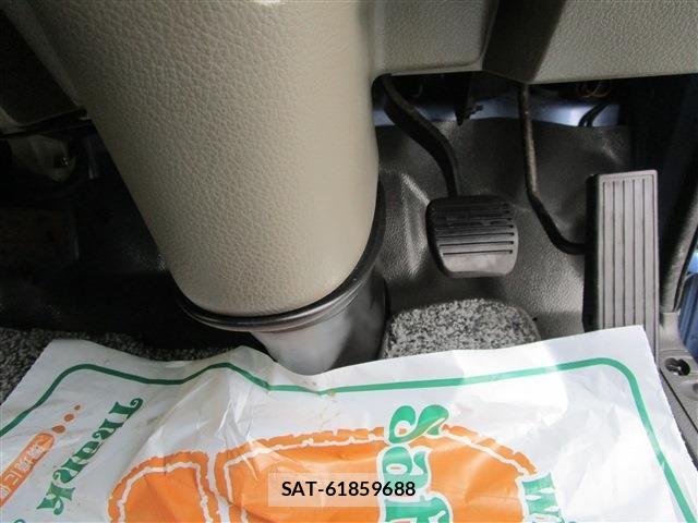 Nissan ATLAS 2015-12 6009283-12
