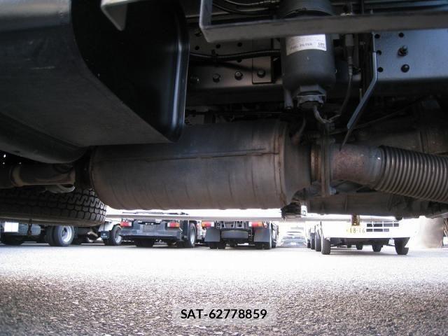 Nissan ATLAS 2018-12 6211655-11