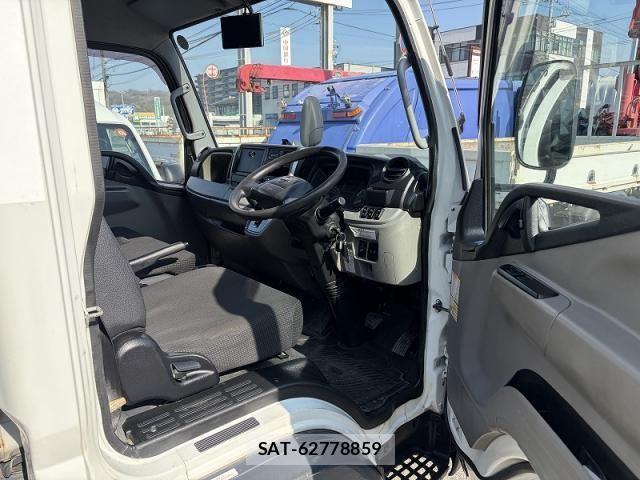 Nissan ATLAS 2018-12 6211655-21