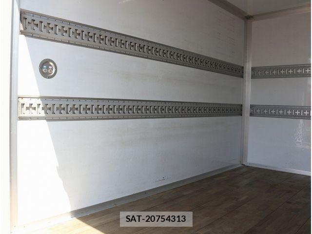 Nissan ATLAS 2017-12 6242131-15