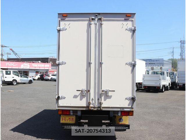 Nissan ATLAS 2017-12 6242131-6