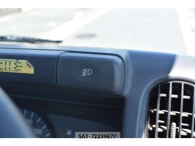 Nissan ATLAS 2004-06 6242139-9