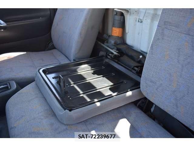 Nissan ATLAS 2004-06 6242139-10