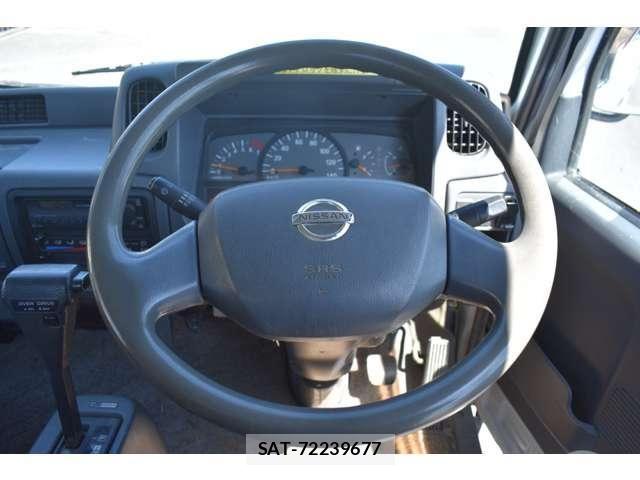 Nissan ATLAS 2004-06 6242139-1