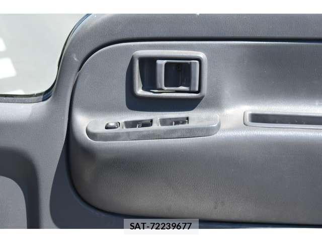 Nissan ATLAS 2004-06 6242139-8