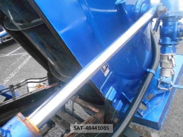 Nissan ATLAS 2004-04 6242132-9