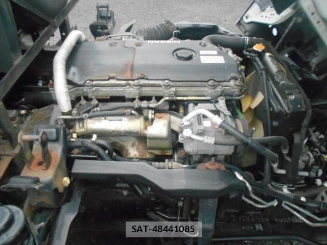 Nissan ATLAS 2004-04 6242132-19