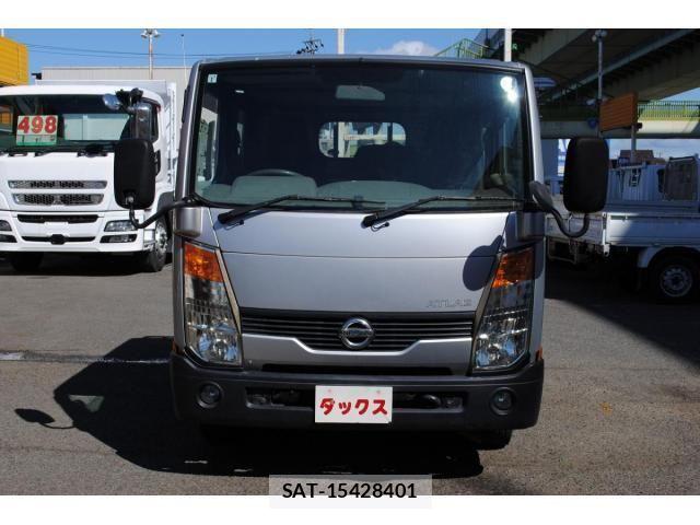 Nissan ATLAS 2011-08 6242142-3