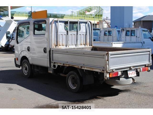 Nissan ATLAS 2011-08 6242142-8