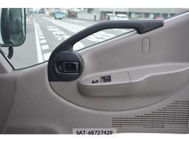 Nissan ATLAS 2008-06 6242140-8