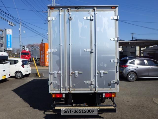 Nissan ATLAS 2020-05 6242128-4