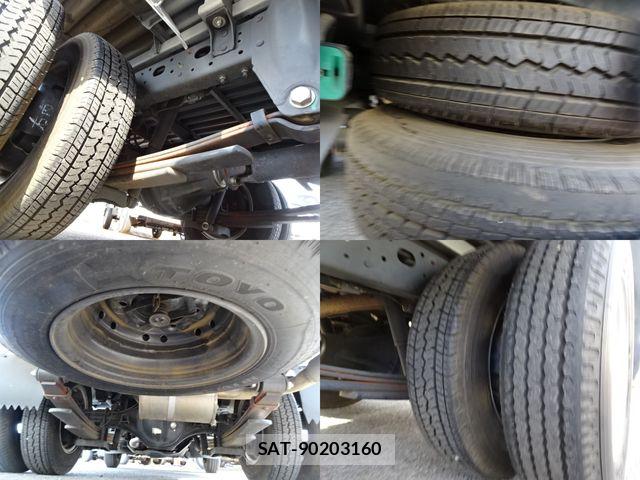 Nissan ATLAS 2018-02 6242129-10