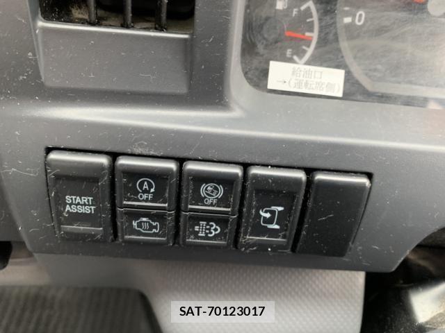 Nissan ATLAS 2020-07 6242130-13