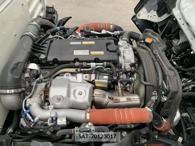 Nissan ATLAS 2020-07 6242130-21
