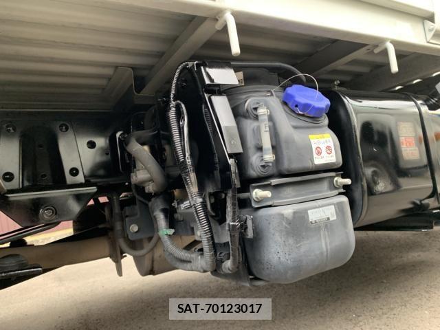 Nissan ATLAS 2020-07 6242130-26
