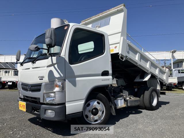Nissan ATLAS 2019-11 6242125-1
