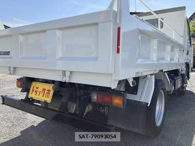Nissan ATLAS 2019-11 6242125-20