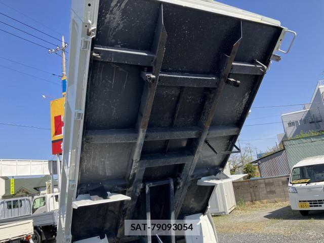 Nissan ATLAS 2019-11 6242125-4