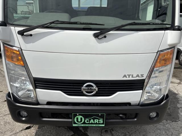 Nissan ATLAS 2016-06 6270272-9