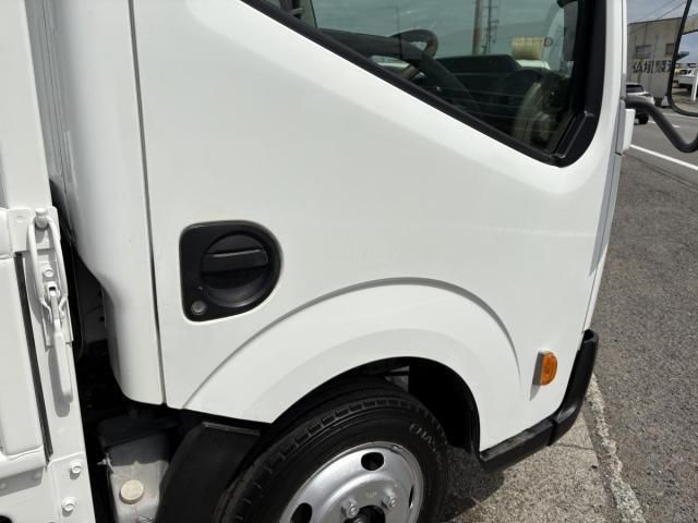 Nissan ATLAS 2016-06 6270272-19