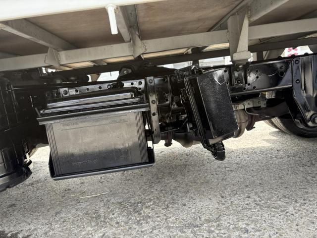Nissan ATLAS 2016-06 6270272-24