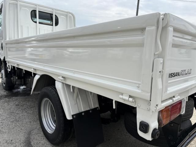 Nissan ATLAS 2016-06 6270272-27