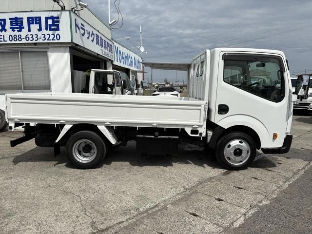 Nissan ATLAS 2016-06 6270272-3